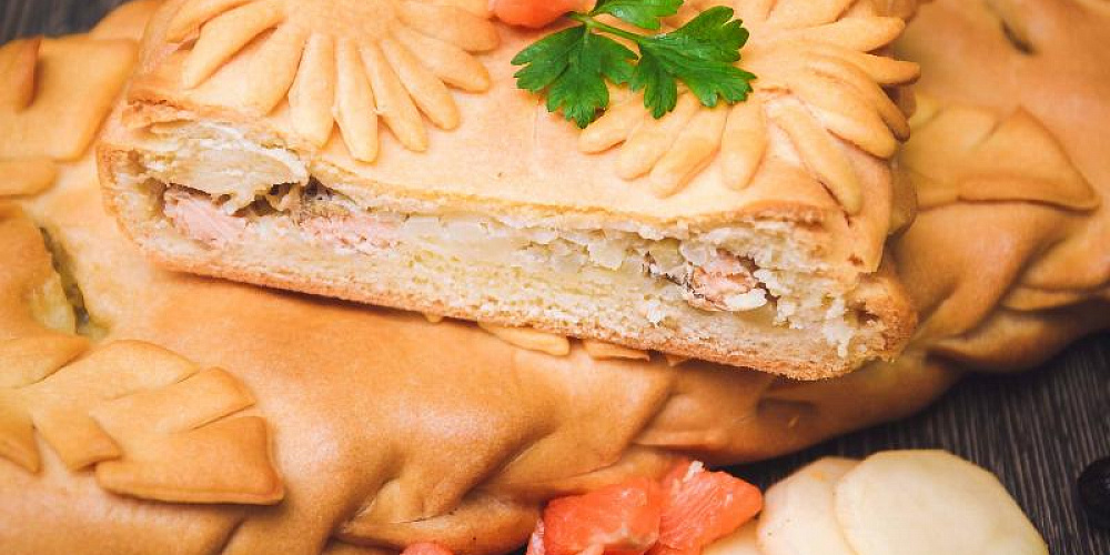 Пирог постный с горбушей и картофелем. Доставка по Челябинску. Купить этот пирог в Сдобной деревне.