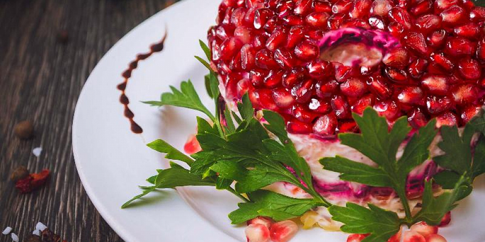 Салат Гранатовый браслет. Вкуснейший салат от Сдобной деревни. 