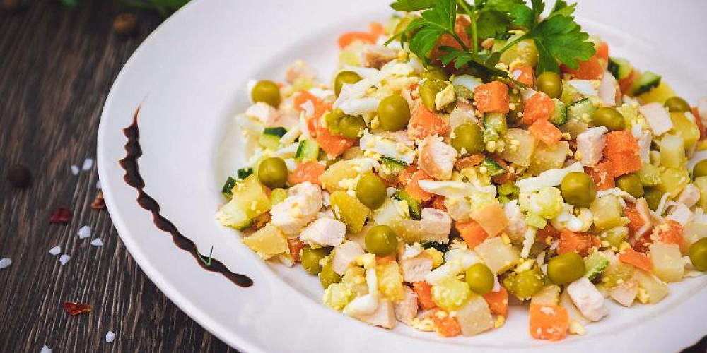 Салат Столичный. Вкуснейший салат от Сдобной деревни. 