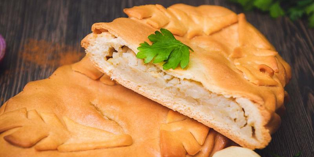 Постный пирог с картофелем и капустой. Доставка по Челябинску. Купить этот пирог в Сдобной деревне.