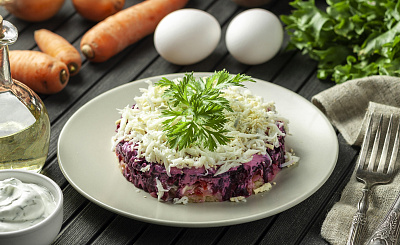 Салат Сельдь под шубой. Вкуснейший салат от Сдобной деревни. 