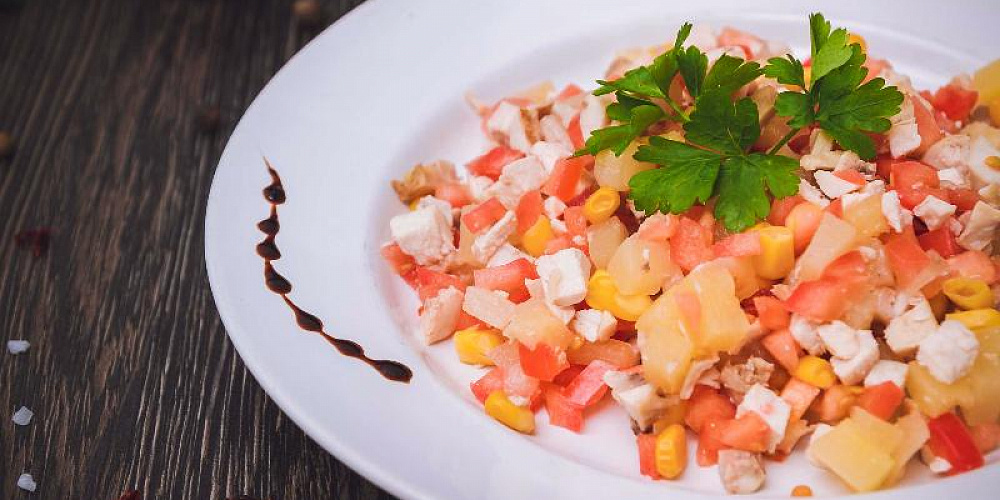 Салат Салат с ананасом. Вкуснейший салат от Сдобной деревни. 