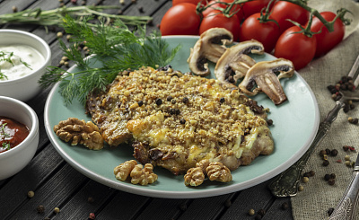 Корейка с грибами и орехом под сыром. Доставка по Челябинску. Сдобная деревня.