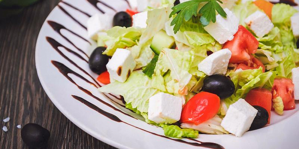 Салат Греческий. Вкуснейший салат от Сдобной деревни. 