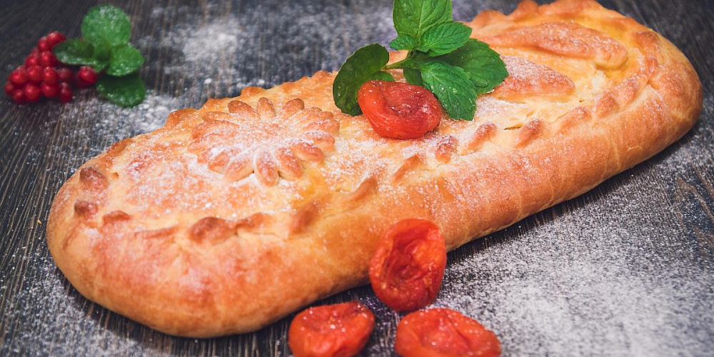 Пирог с курагой