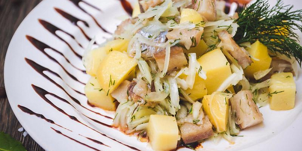 Салат Селёдка по-домашнему. Вкуснейший салат от Сдобной деревни. 